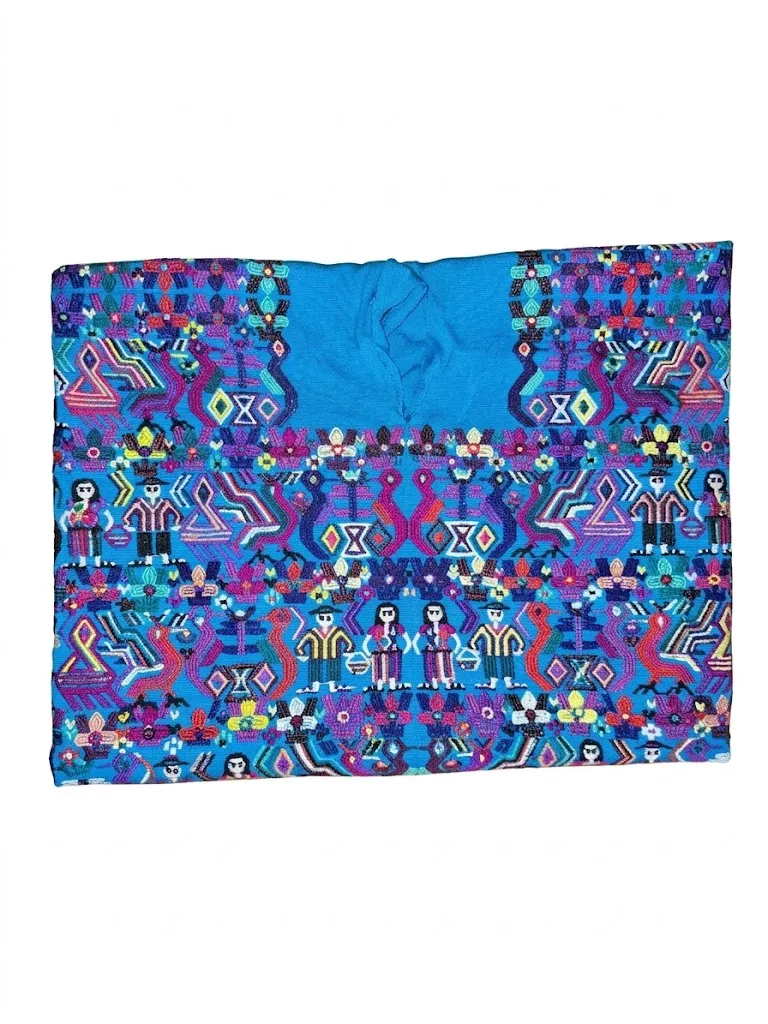 Blusa celeste personas